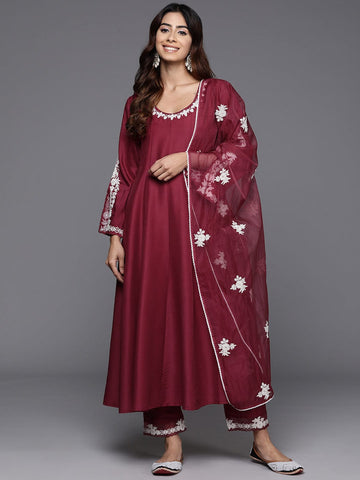 Varanga Women Embroidered Thread Work Anarkali Kurta with Trousers & With Dupatta